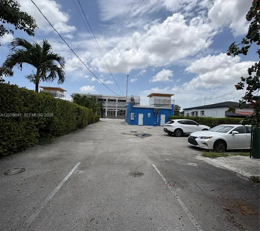 6620 W Flagler St, Miami FL 33144