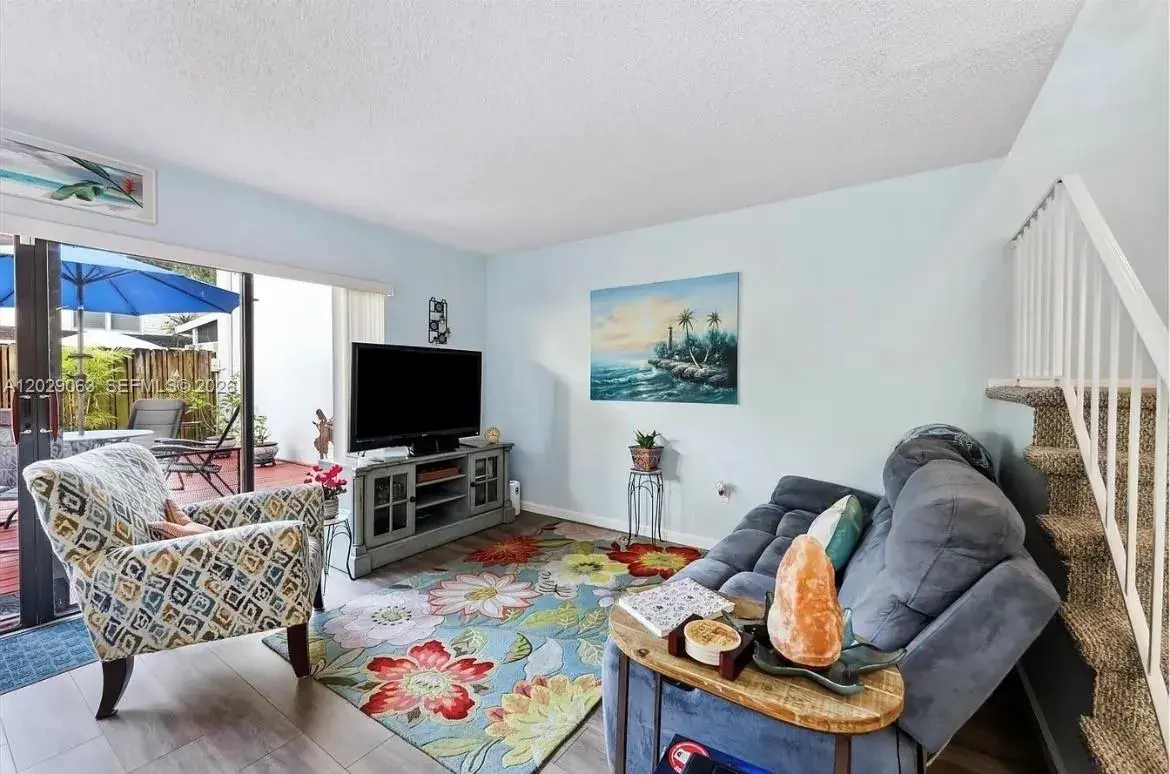 3300 Atlanta St # 15B, Hollywood FL 33021