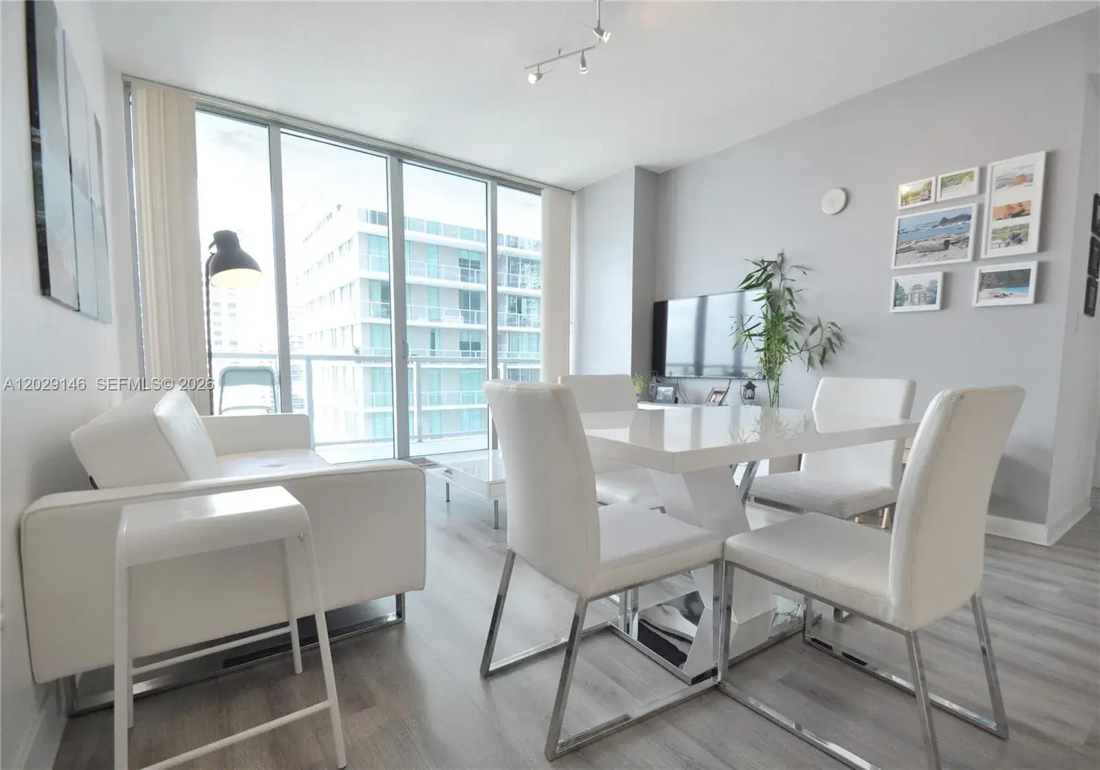 2 bedroom 2 bath Residential Lease for rent at 79 SW 12th St, Miami FL 33130