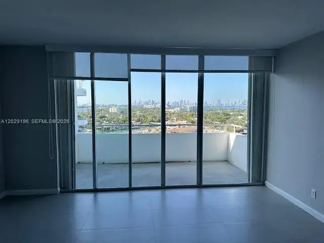 1 bedroom 1 bath Residential Lease for rent at 5161 Collins Ave # 1709, Miami Beach FL 33140