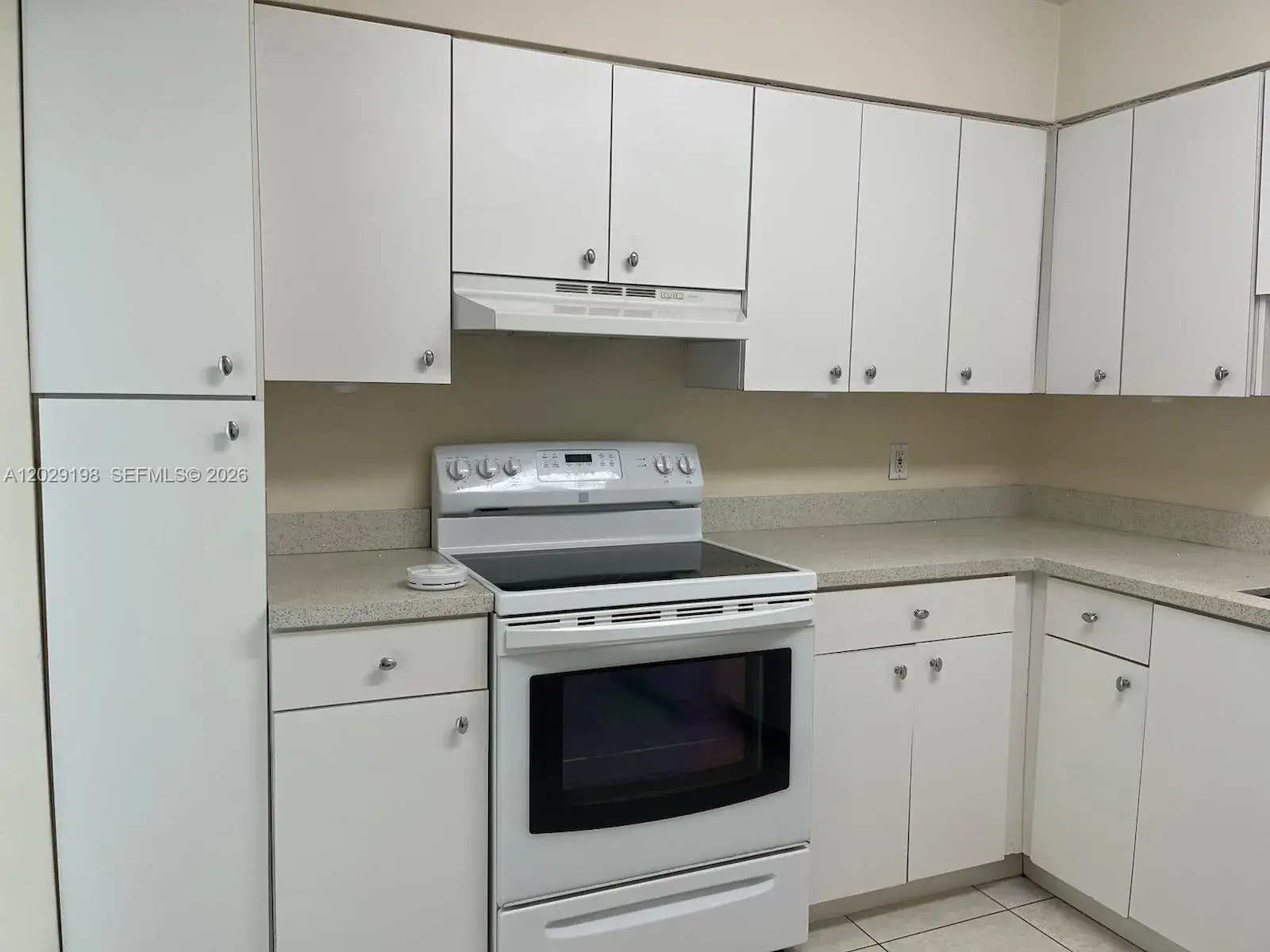 5161 Collins Ave # 909, Miami Beach FL 33140
