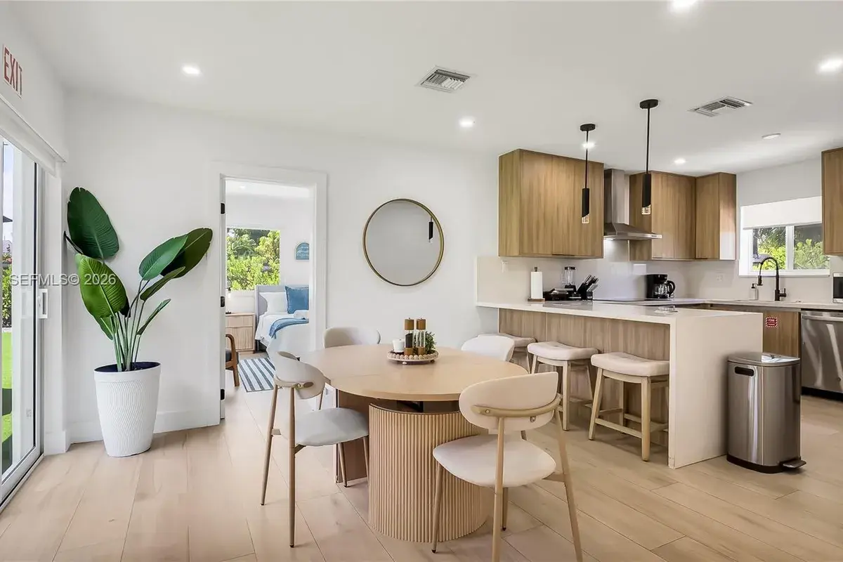 1116 N 31st Ave, Hollywood FL 33021