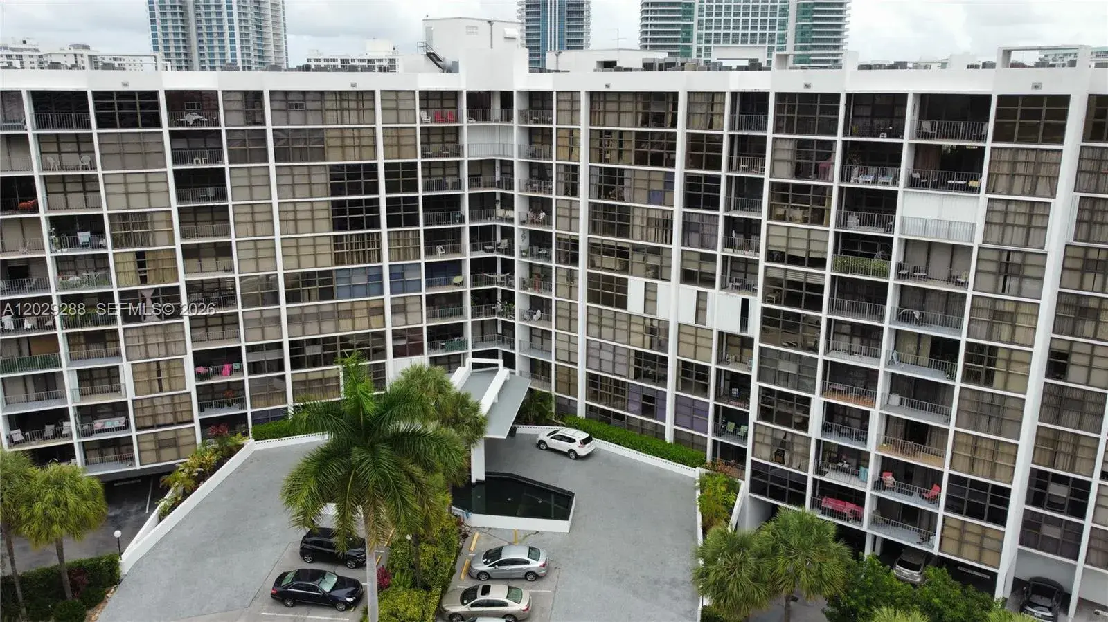 400 Leslie Dr # 416, Hallandale Beach FL 33009