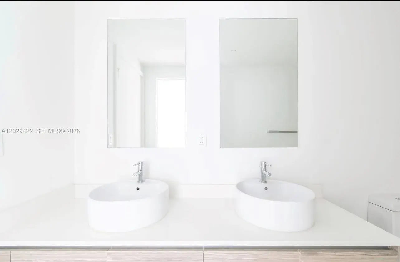 121 NE 34th St # 1412, Miami FL 33137