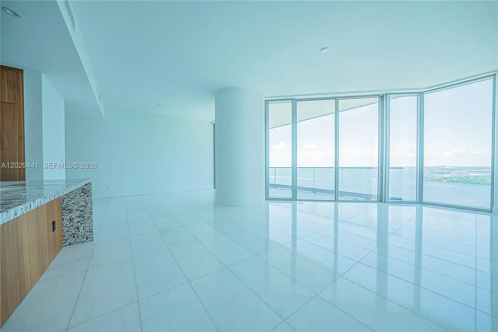 3 bedroom 3 bath for sale at 175 SE 25th Rd # 2103, Miami FL 33129
