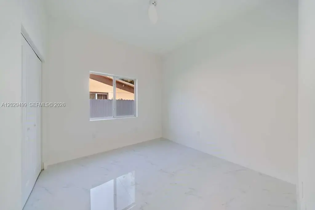 2938 NW 27th St # 2938, Miami FL 33142