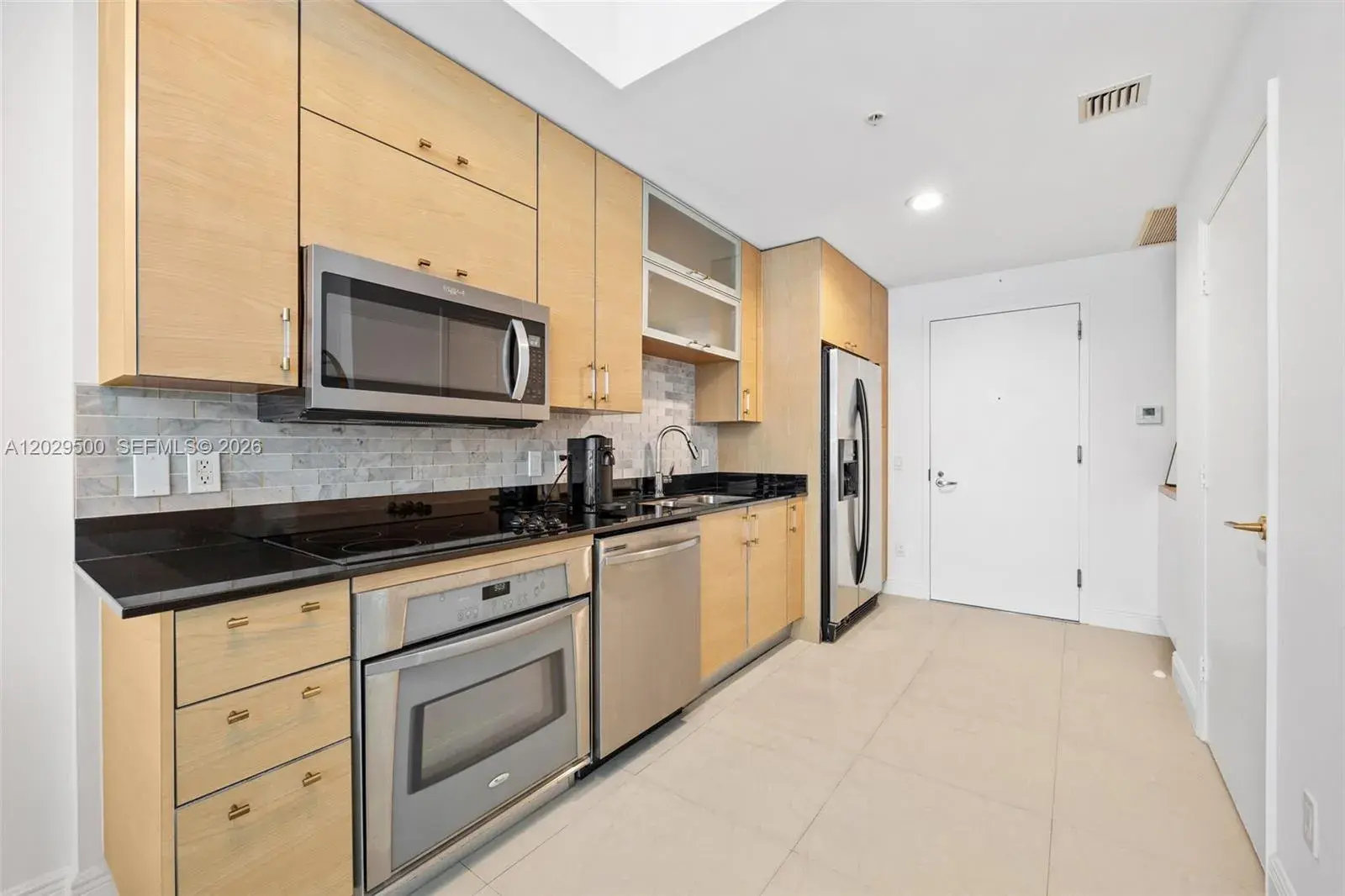 60 SW 13th St # 3414, Miami FL 33130