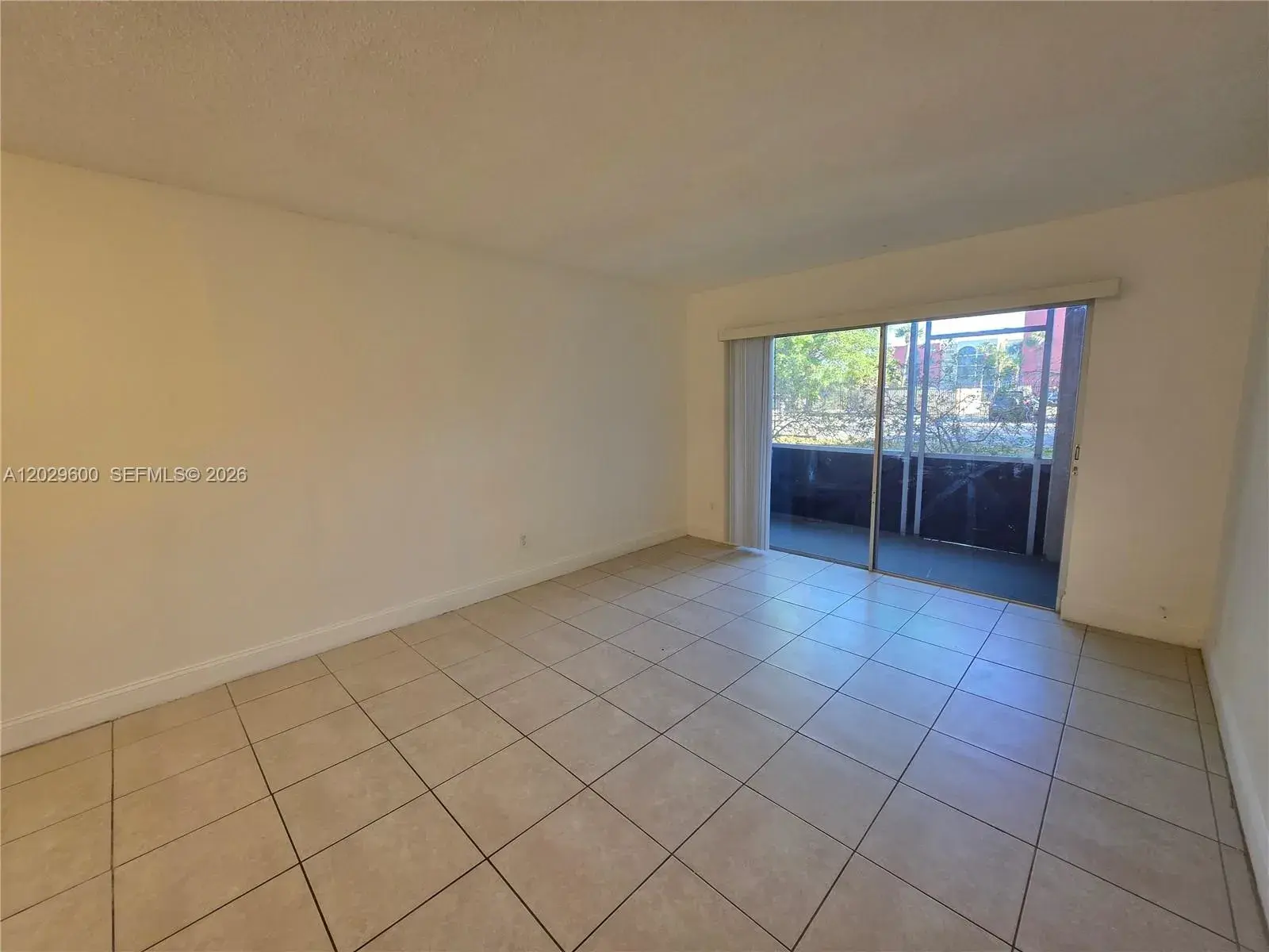 2800 NW 56th Ave # F104, Lauderhill FL 33313