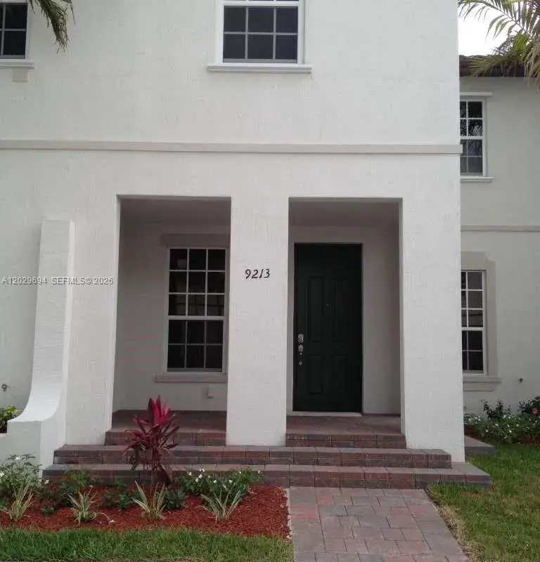 9213 SW 170th Ave, Miami FL 33196