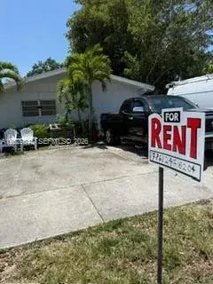 1 bedroom 1 bath Residential Lease for rent at 4132 SW 24th St # 1A, Fort Lauderdale FL 33317