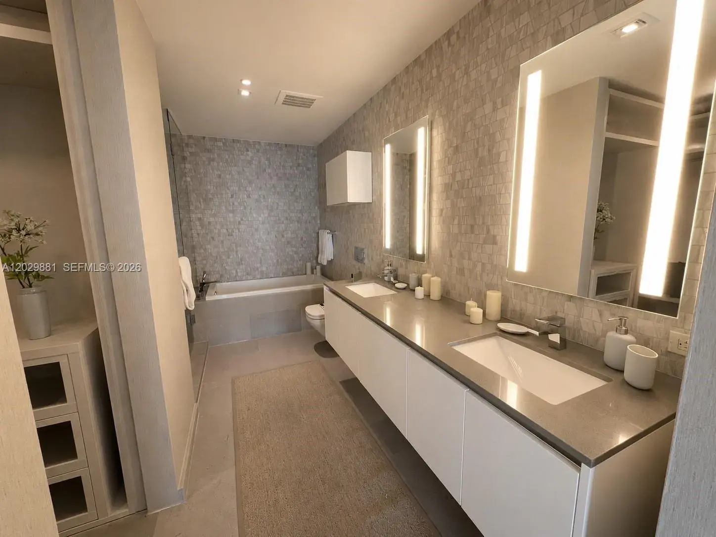 88 SW 7th St # 3506, Miami FL 33130