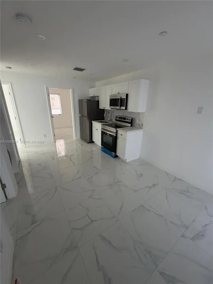 729 SW 3rd St # 2, Miami FL 33130