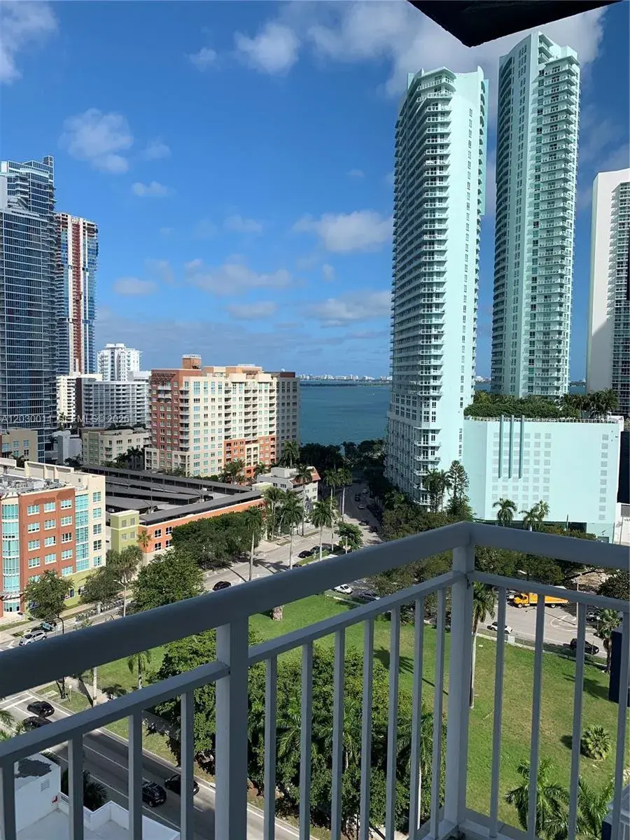 275 NE 18th # 1709, Miami FL 33132