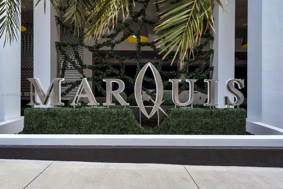 1100 Biscayne Blvd # 5203, Miami FL 33132