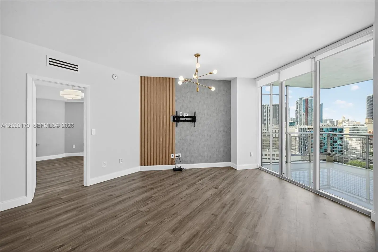 350 S Miami Ave # 1705, Miami FL 33130