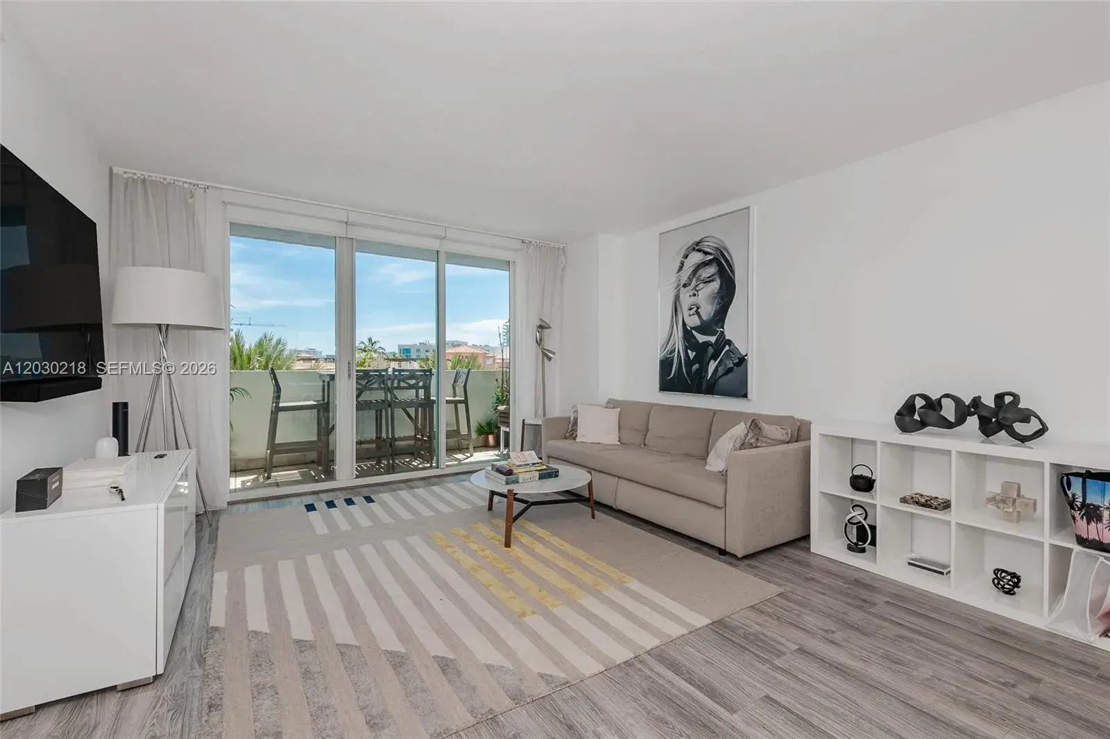 90 Alton Rd # 607, Miami Beach FL 33139