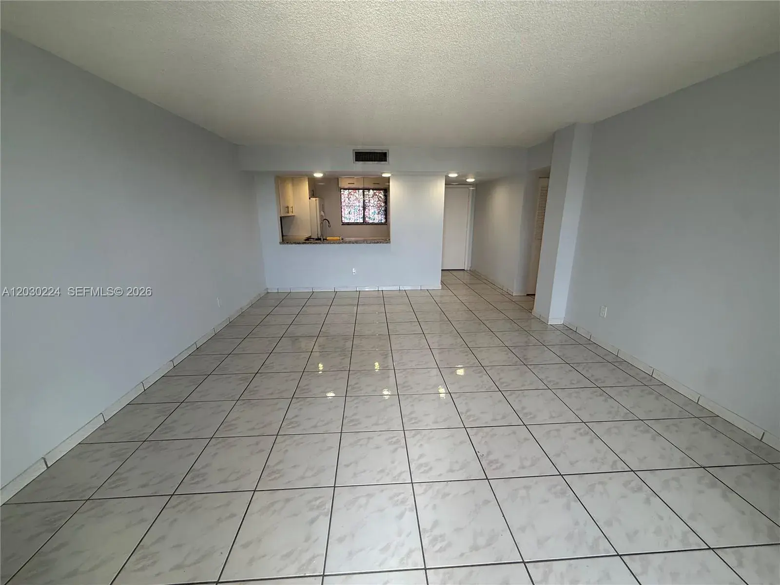 8625 NW 8th St # 420, Miami FL 33126