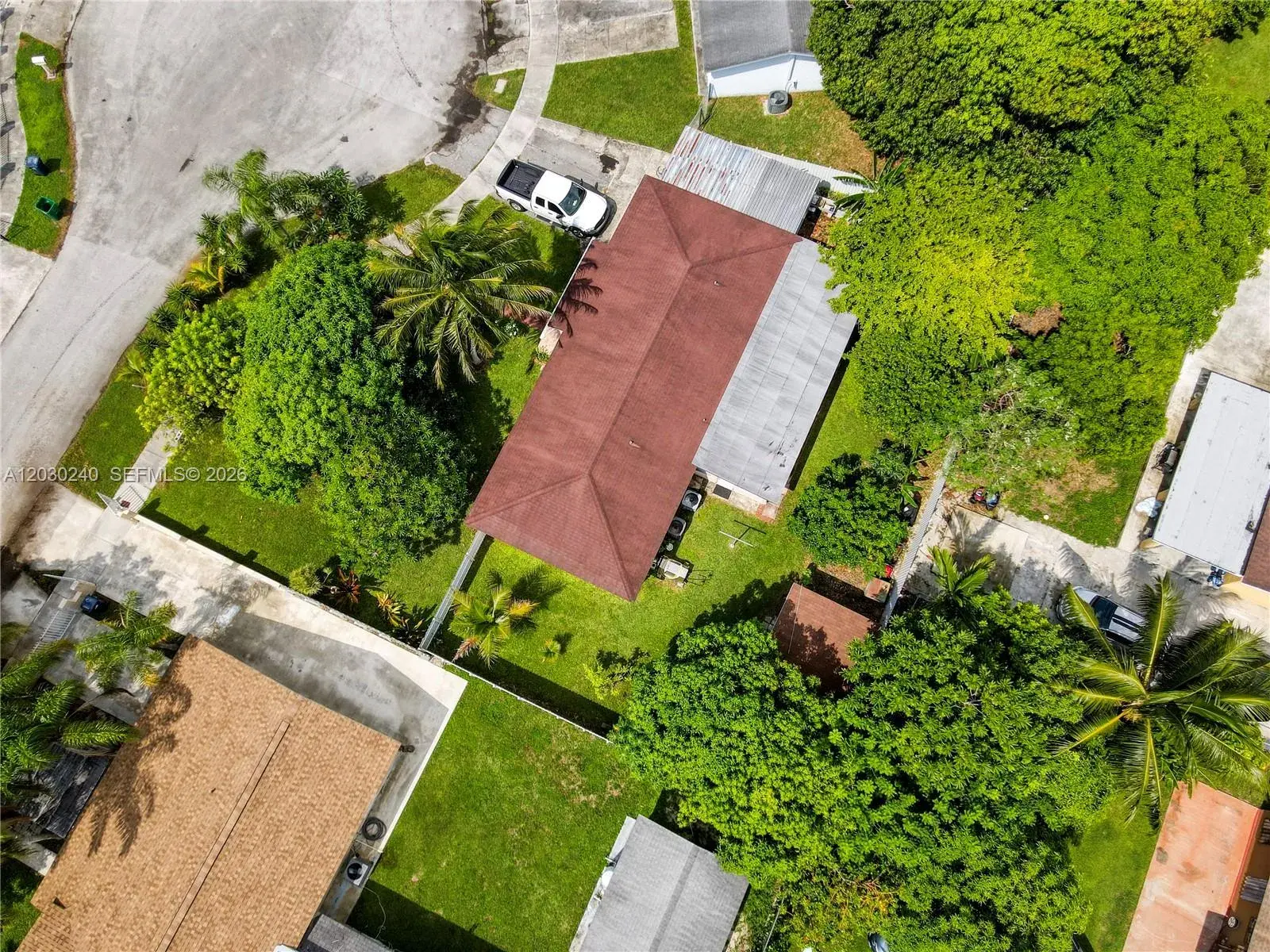 15825 SW 305th Ter, Homestead FL 33033