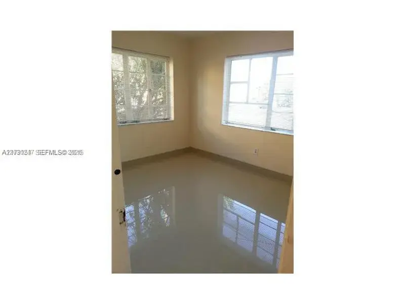 8320 Crespi Blvd # 11, Miami Beach FL 33141