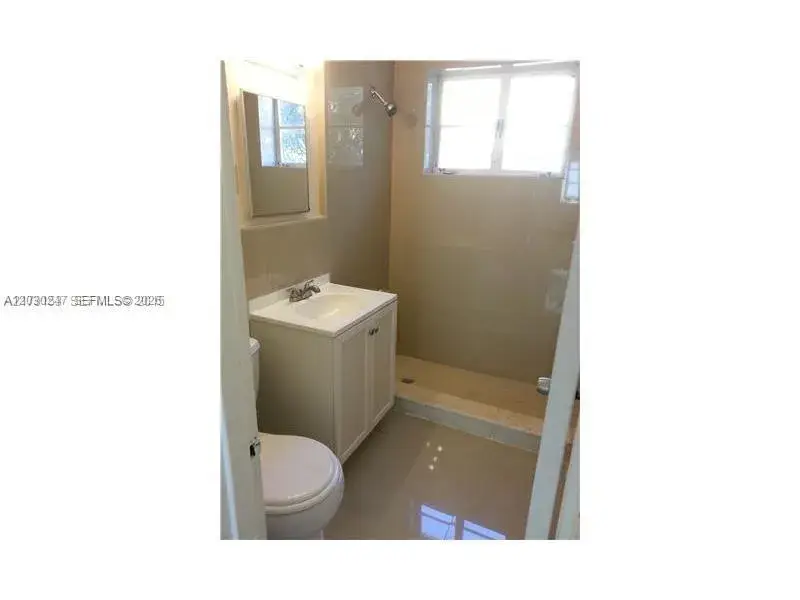 8320 Crespi Blvd # 11, Miami Beach FL 33141