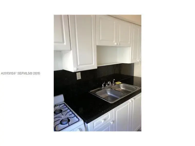 8320 Crespi Blvd # 11, Miami Beach FL 33141