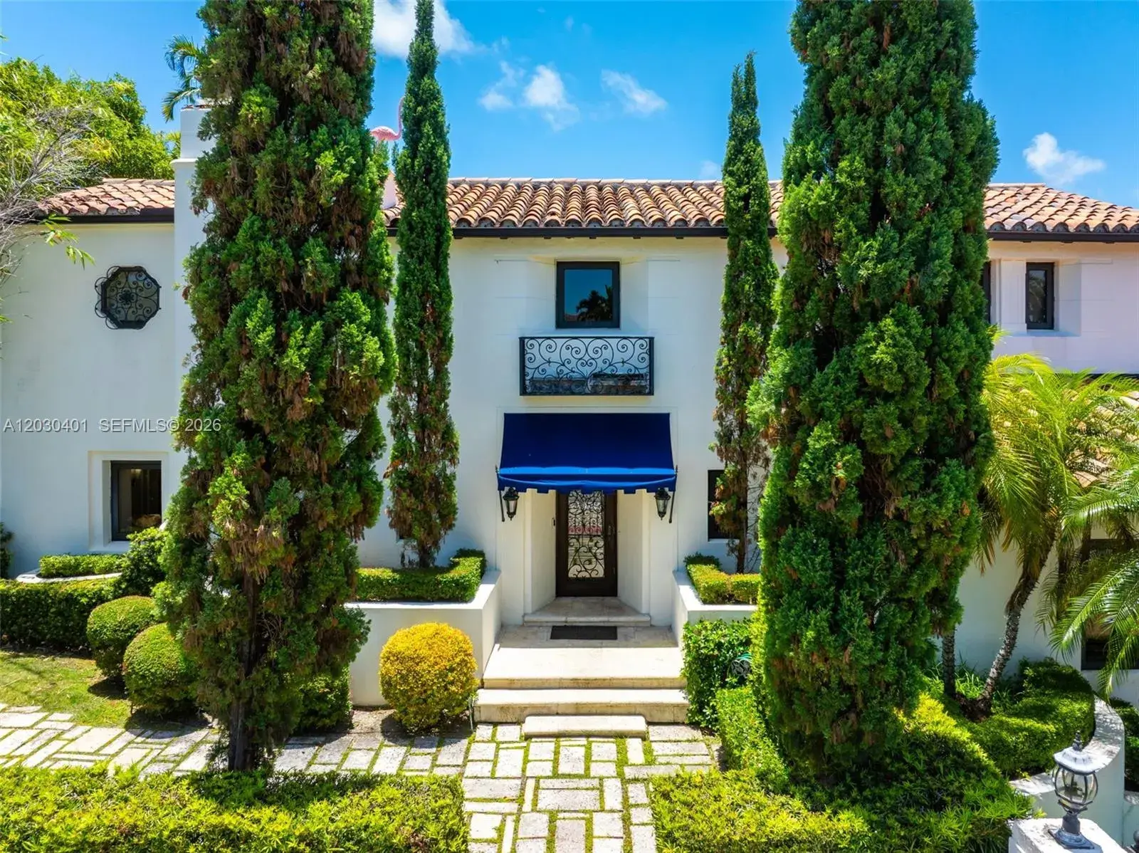 5860 Pine Tree Dr, Miami Beach FL 33140