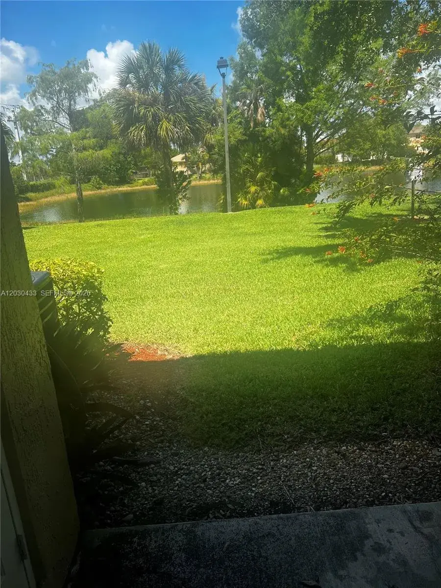 2 bedroom 2 bath Residential for sale at 2322 SE 23rd Ave # 2322, Homestead FL 33035