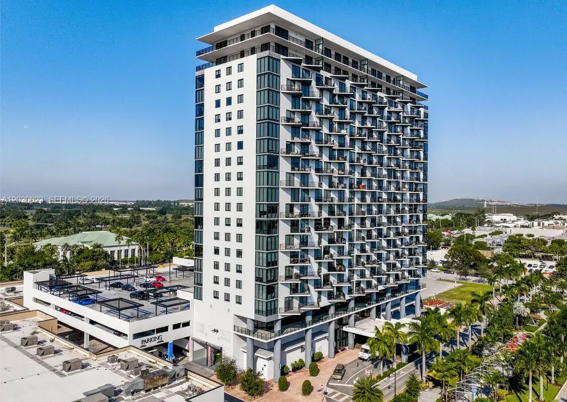5300 Paseo Blvd # 1807, Doral FL 33166