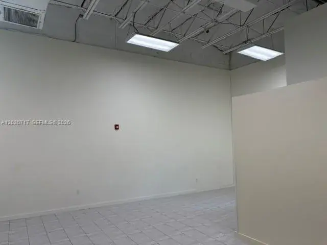 13944 SW 8th St # 201, Miami FL 33184