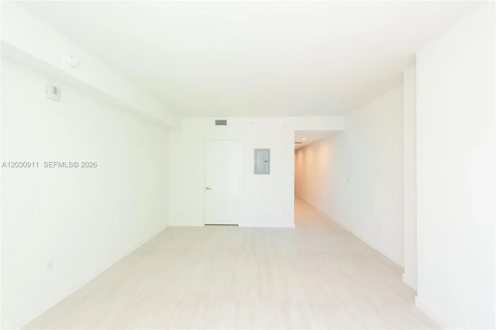77 SE 5th Street # 1804, Miami FL 33131