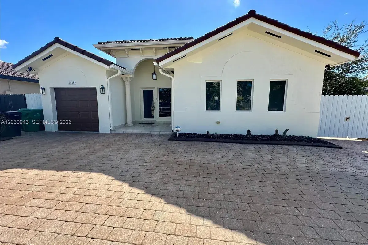 15490 SW 10th St, Miami FL 33194