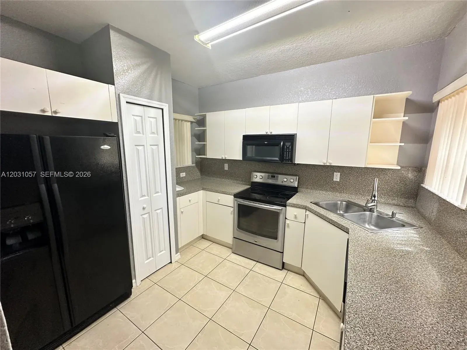 4 bedroom 2 bath Residential for sale at 687 SW 10TH ST, Florida City FL 33034