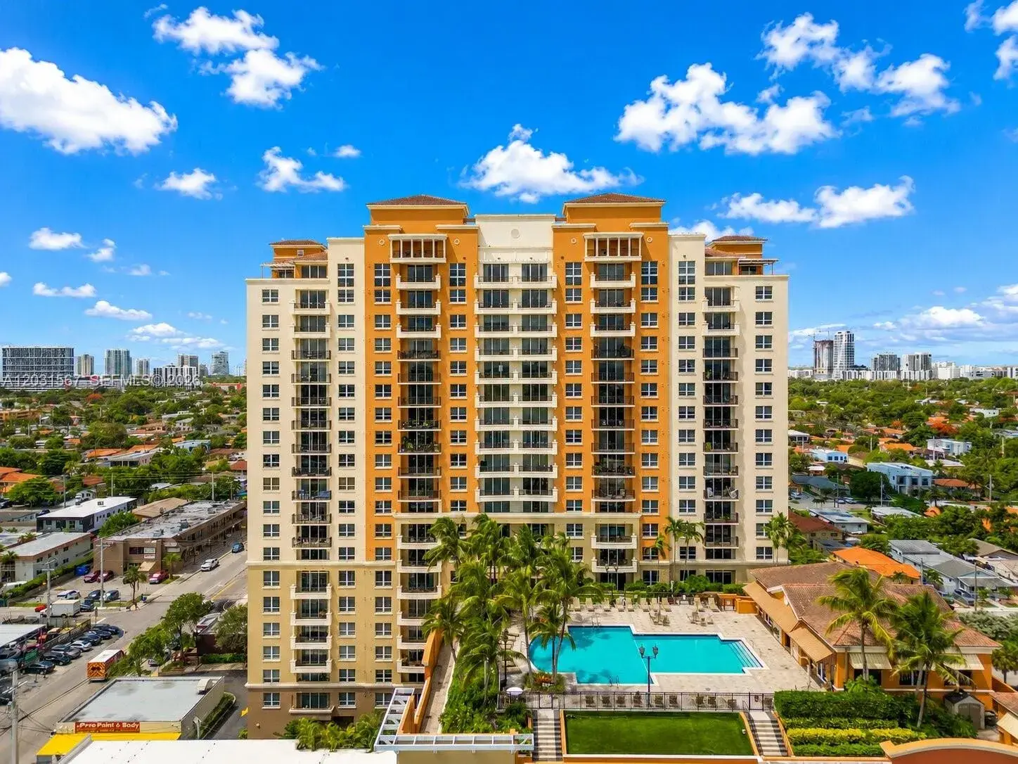 2 bedroom 2 bath Residential for sale at 3232 SW 22nd Ter # 802, Miami FL 33145
