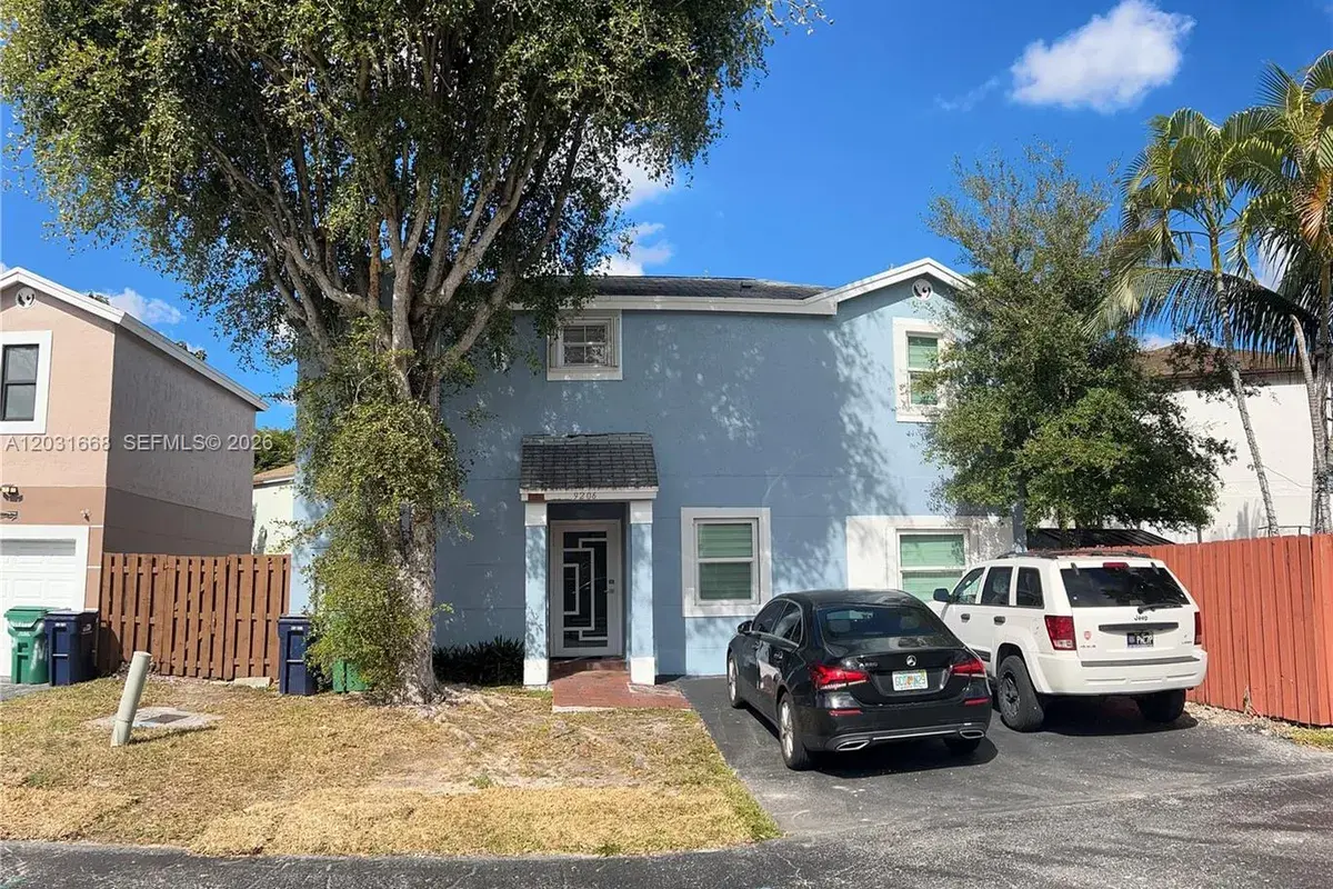 9206 SW 147th Ct, Miami FL 33196