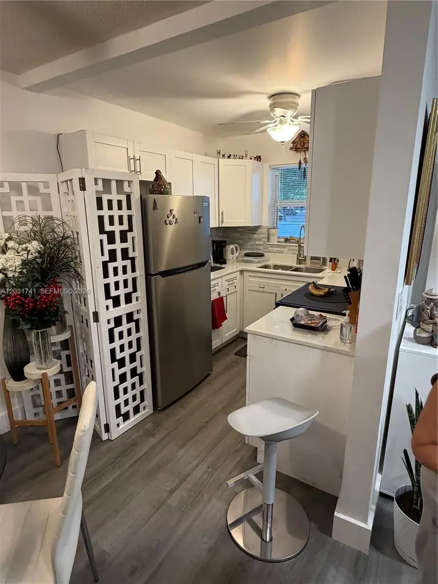 3500 Harrison # 4, Hollywood FL 33021