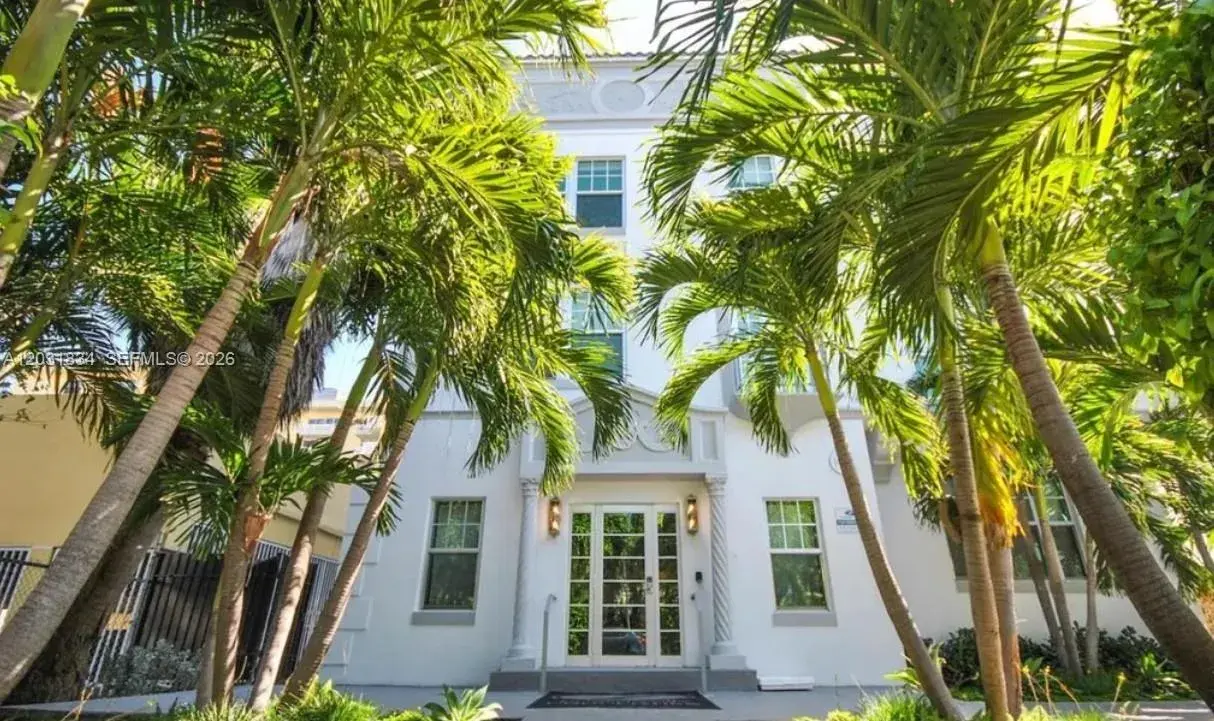 1 bath Residential Lease for rent at 1017 Jefferson Ave # 306, Miami Beach FL 33139
