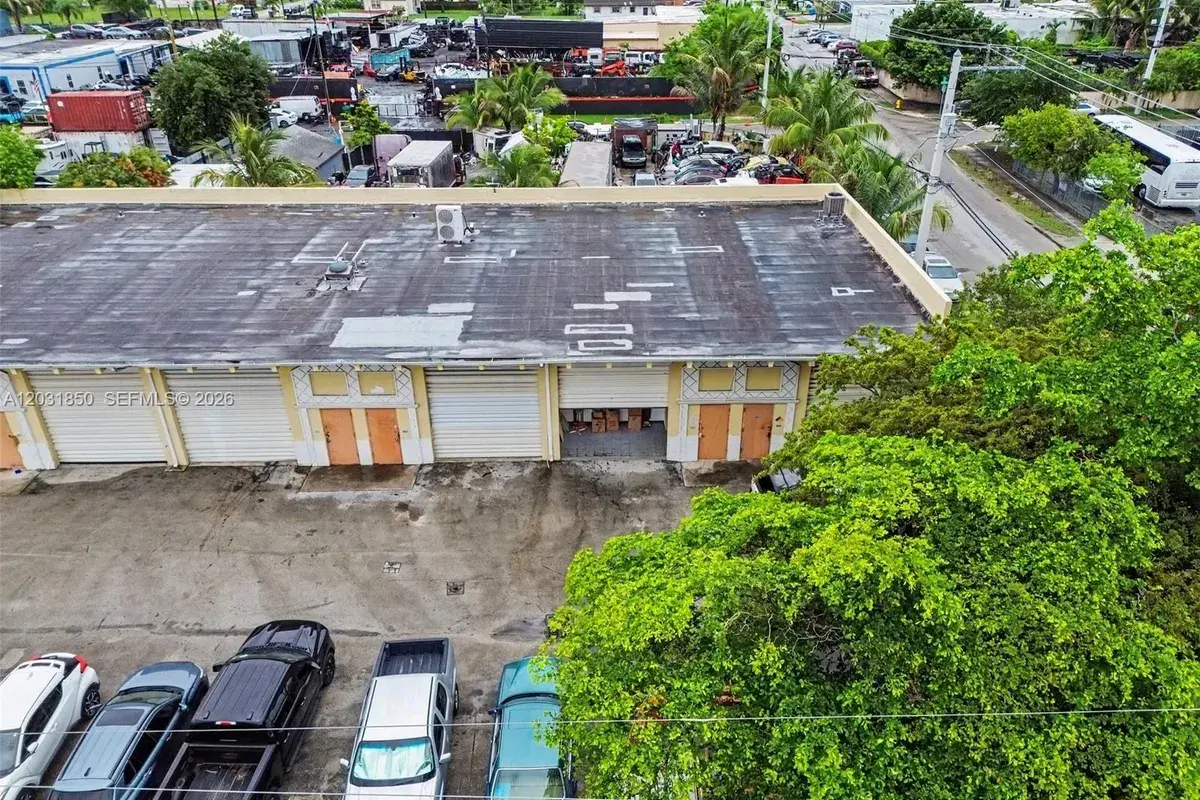 2225 SW 57th Ave # 2, West Park FL 33023