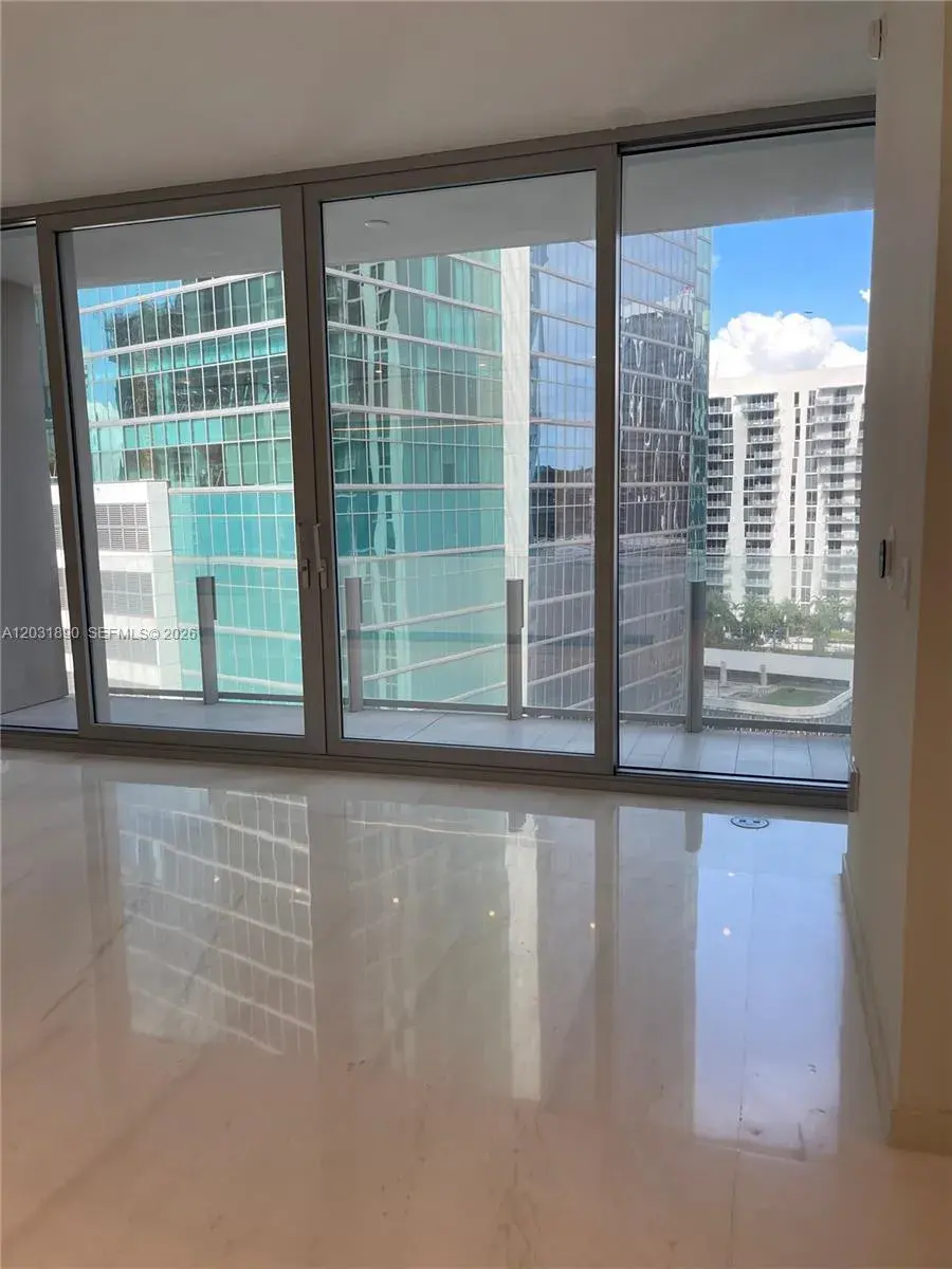 300 Biscayne Blvd Way # 2008, Miami FL 33131