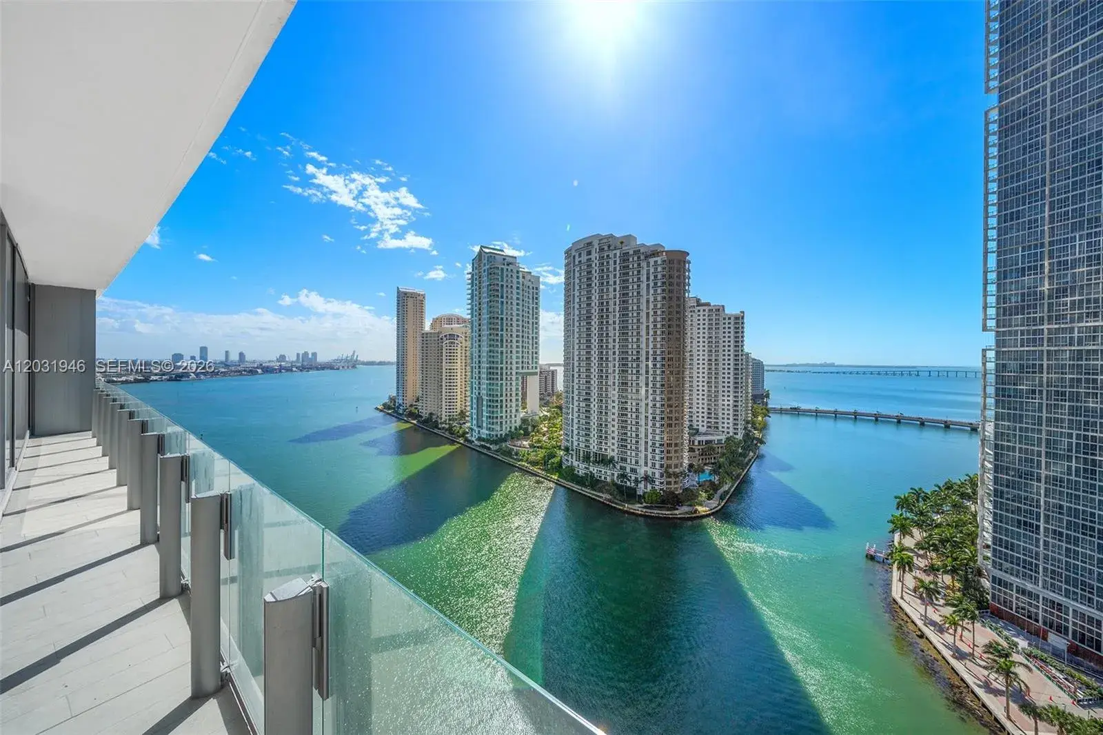 4 bedroom 5 bath for sale at 300 Biscayne Blvd Way # 1904C, Miami FL 33131