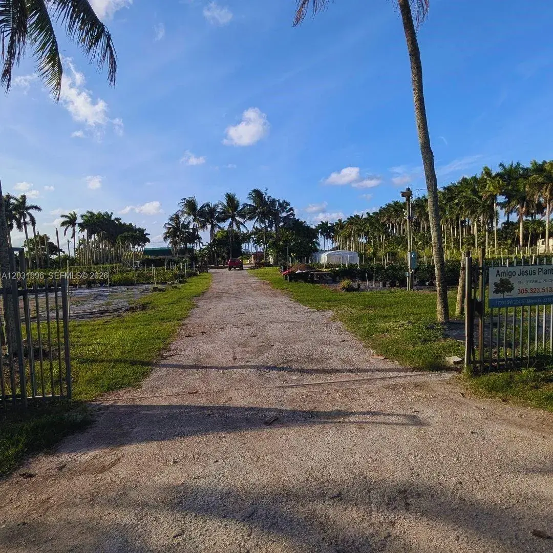 17001 SW 204th St, Miami FL 33187