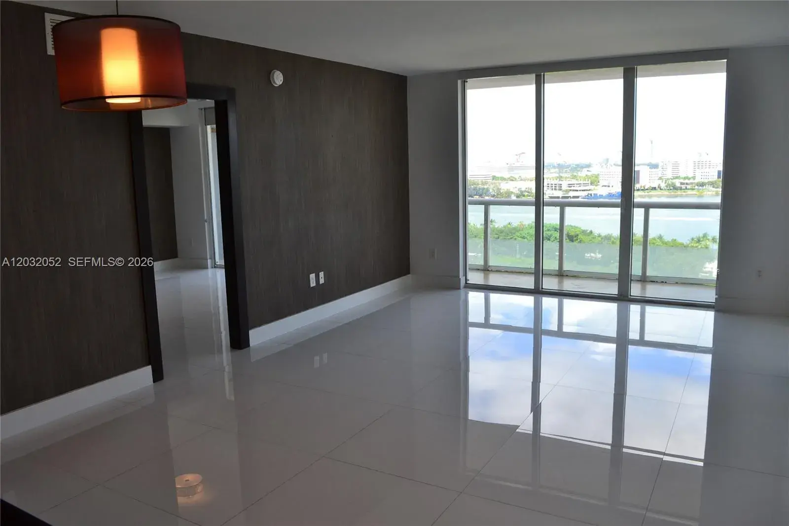 50 Biscayne Blvd # 1408, Miami FL 33132