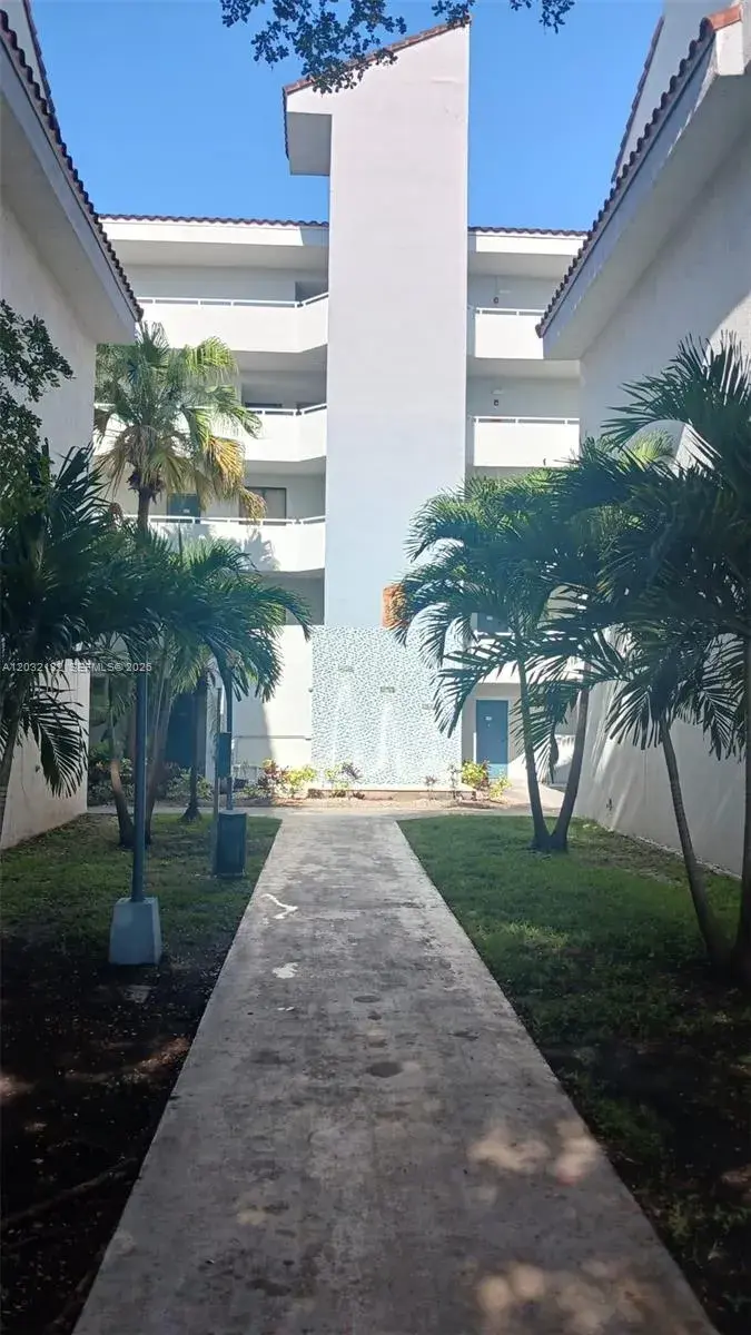 8335 SW 152nd Ave # 310, Miami FL 33193