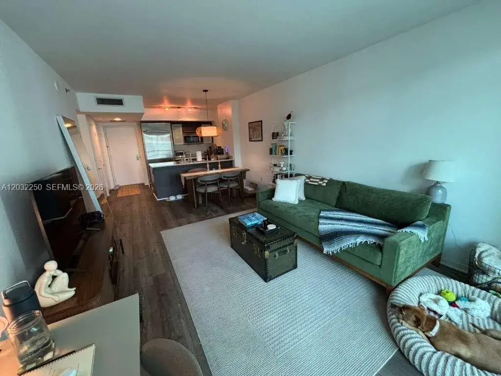 55 SE 6th St # 1208, Miami FL 33131