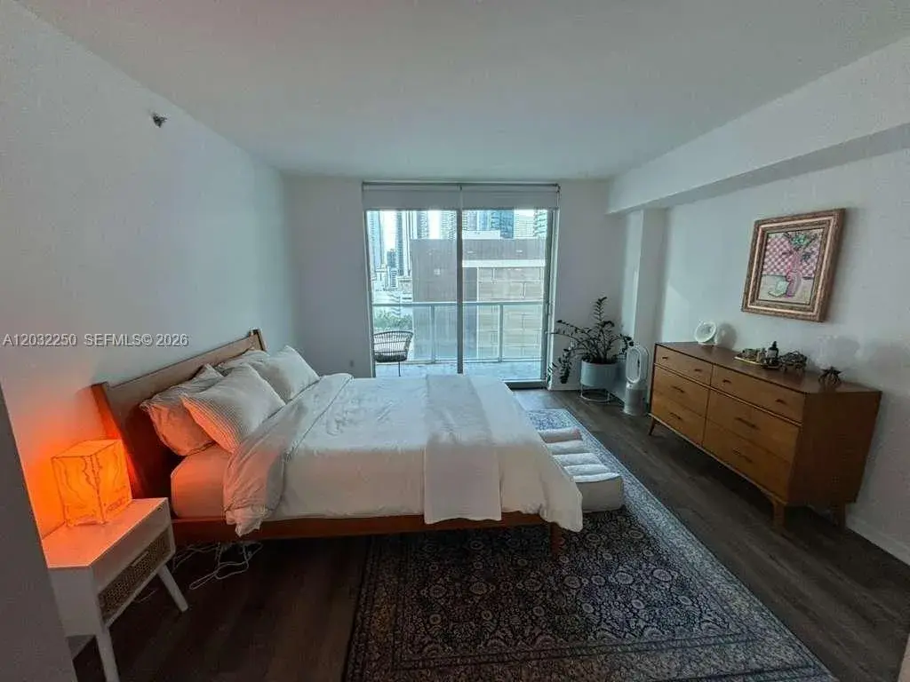 55 SE 6th St # 1208, Miami FL 33131