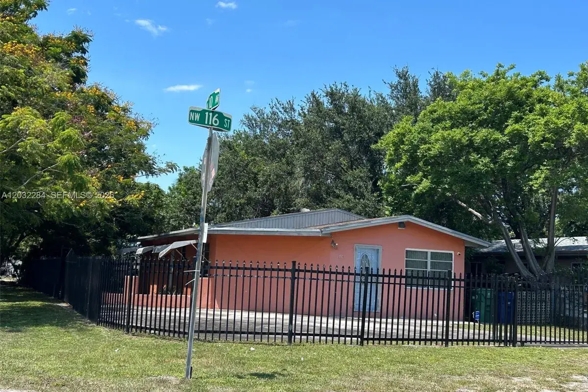 997 NW 116th St, Miami FL 33168