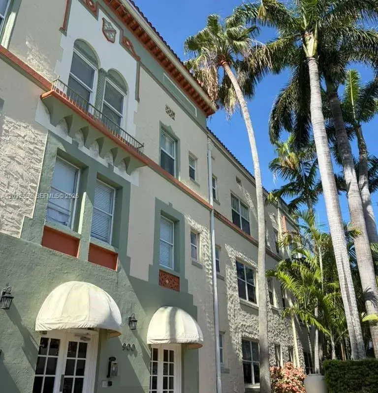 900 16th St # 301, Miami Beach FL 33139