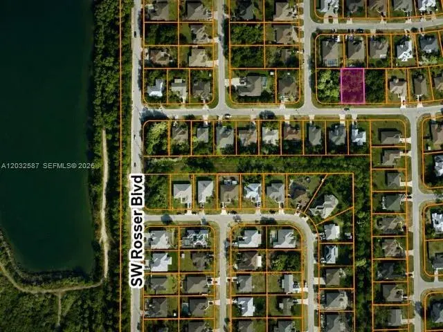1585 SW Mullinax Ave, Port St. Lucie FL 34953