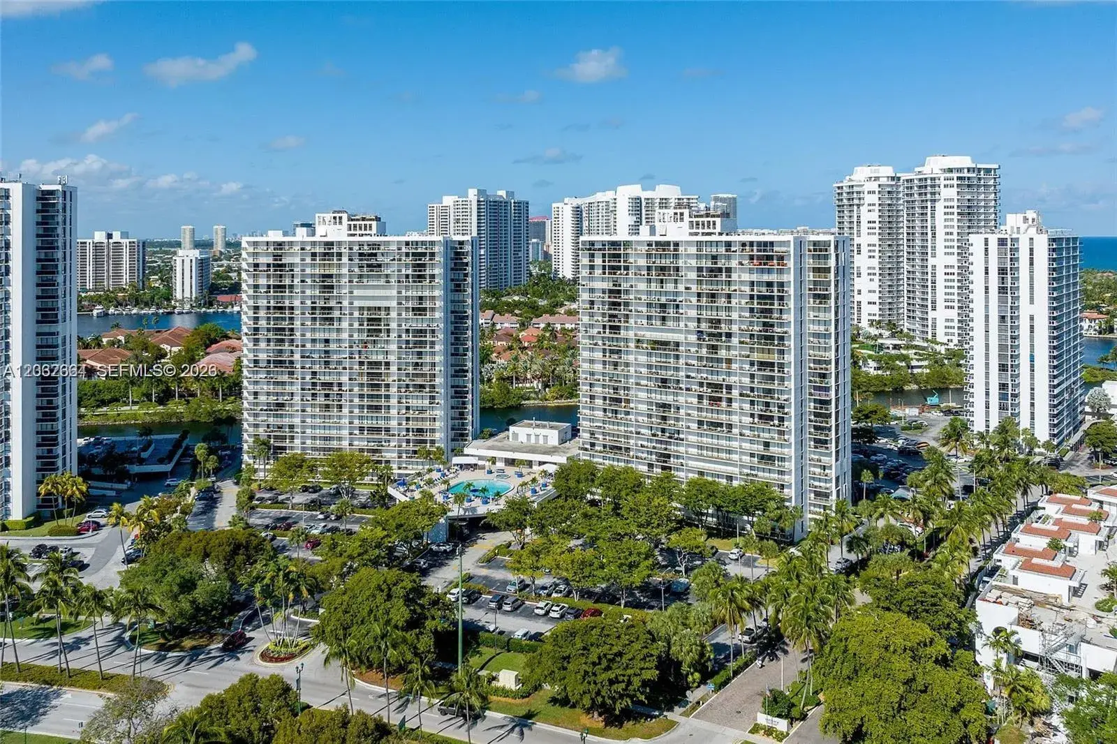 2 bedroom 2 bath Residential Lease for rent at 3701 N Country Club Dr # 404, Aventura FL 33180
