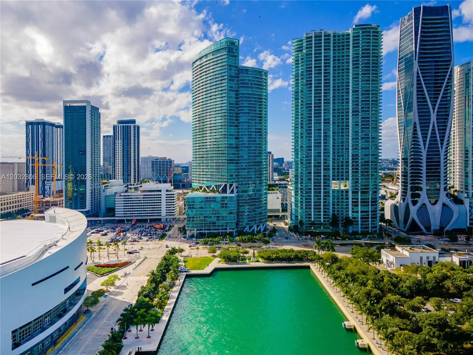 888 Biscayne Blvd # 4011, Miami FL 33132