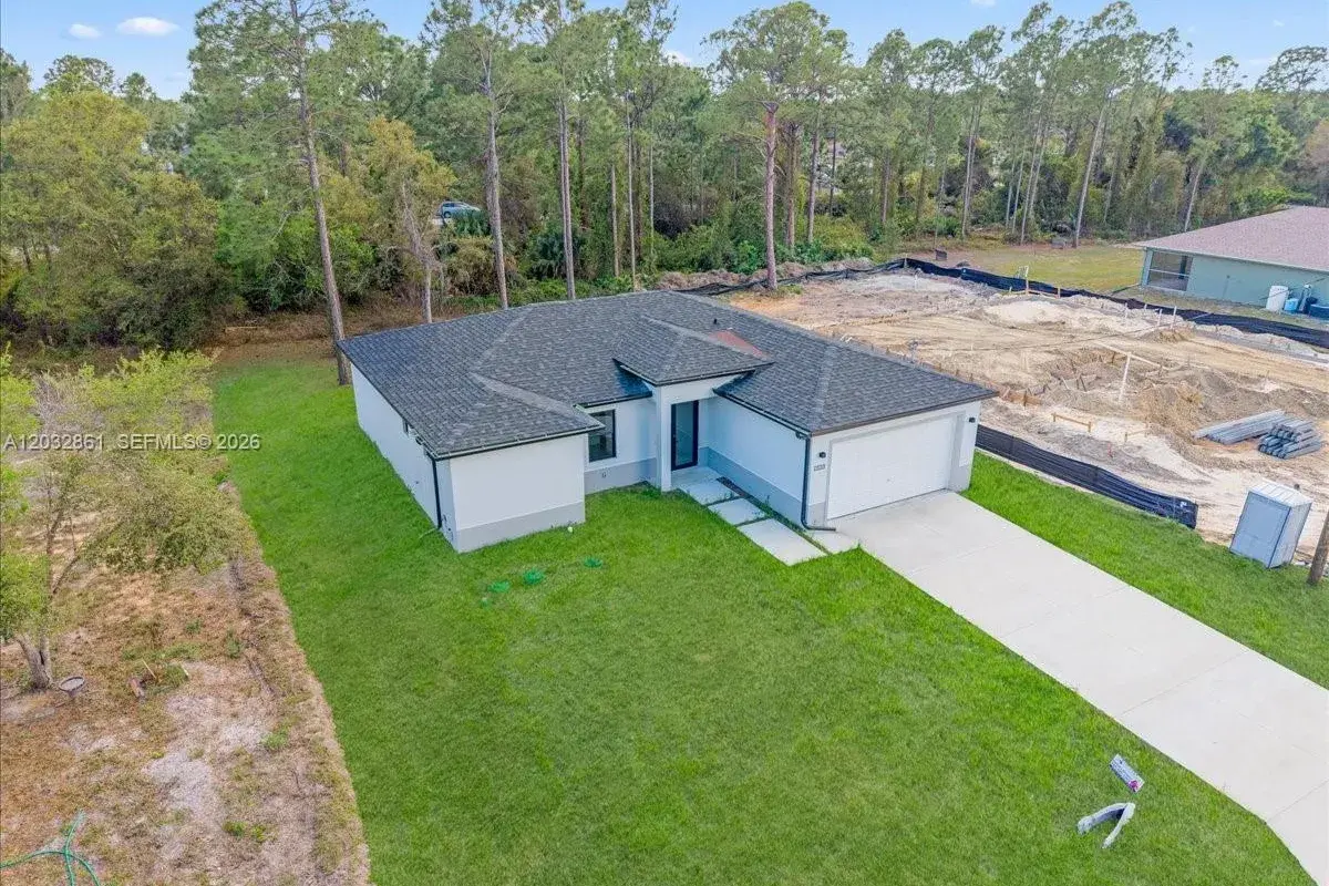2609 53rd st w, Lehigh Acres FL 33971